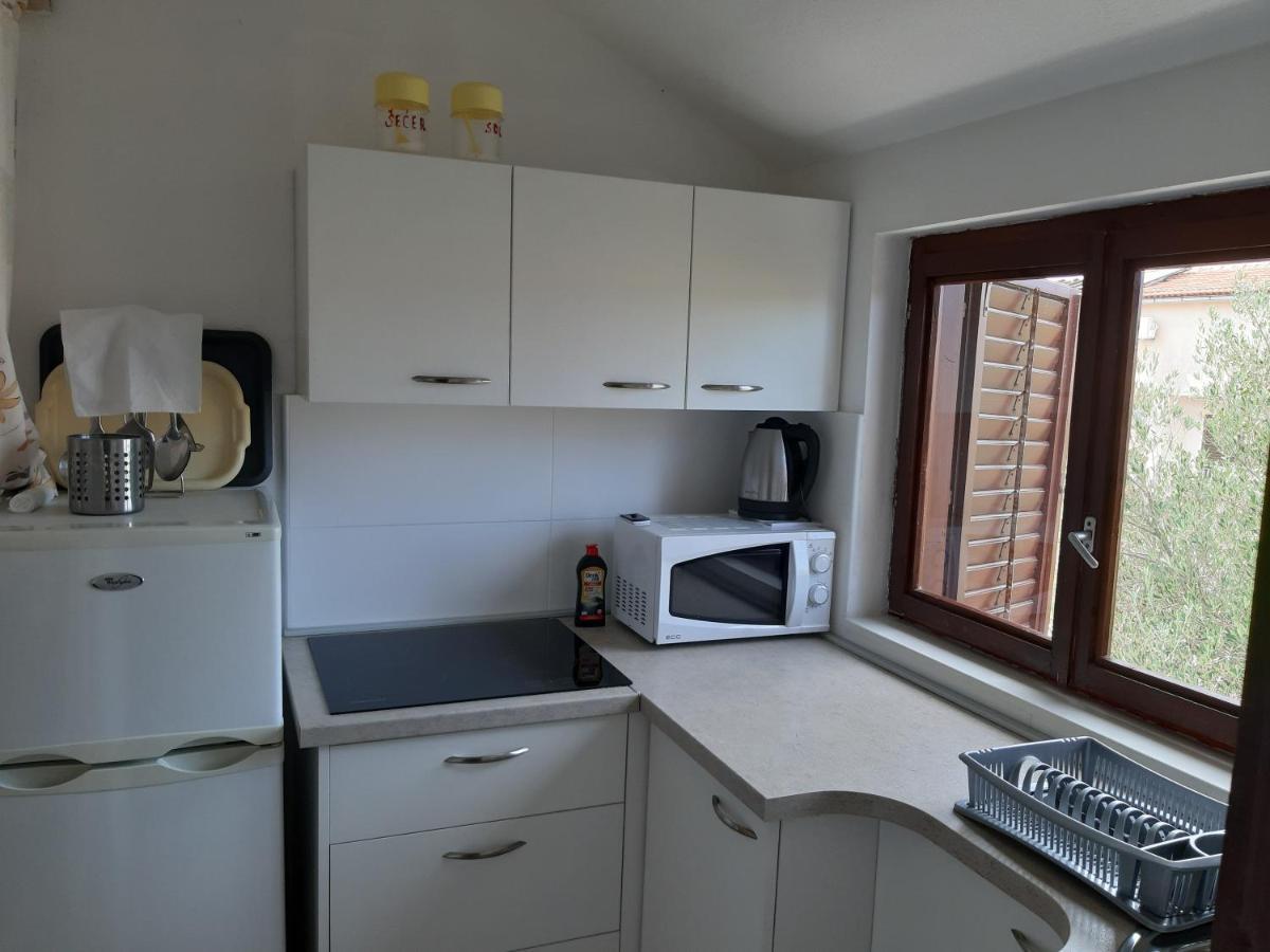 Apartmani Pilon Ždrelac Exterior foto